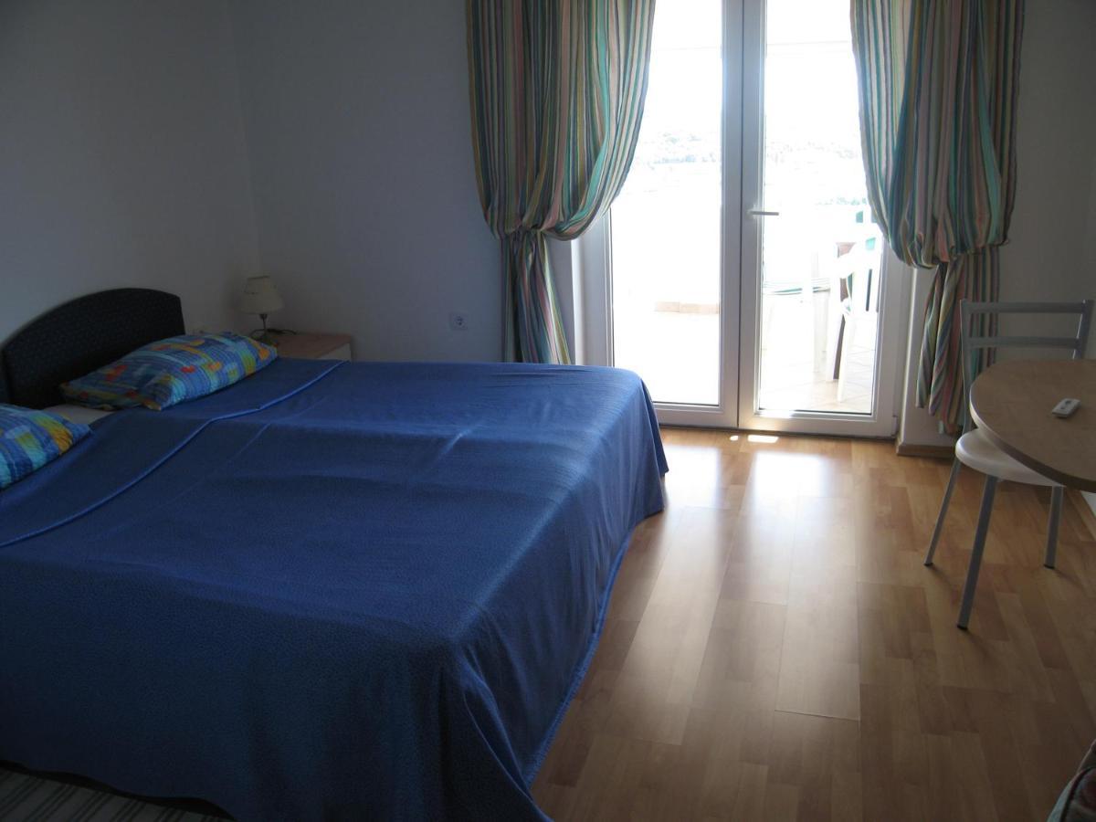 Zimmer F2 Apartment